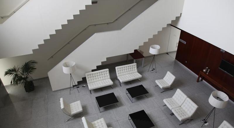 Santa Beatriz De Silva Hotel Менхибар Екстериор снимка