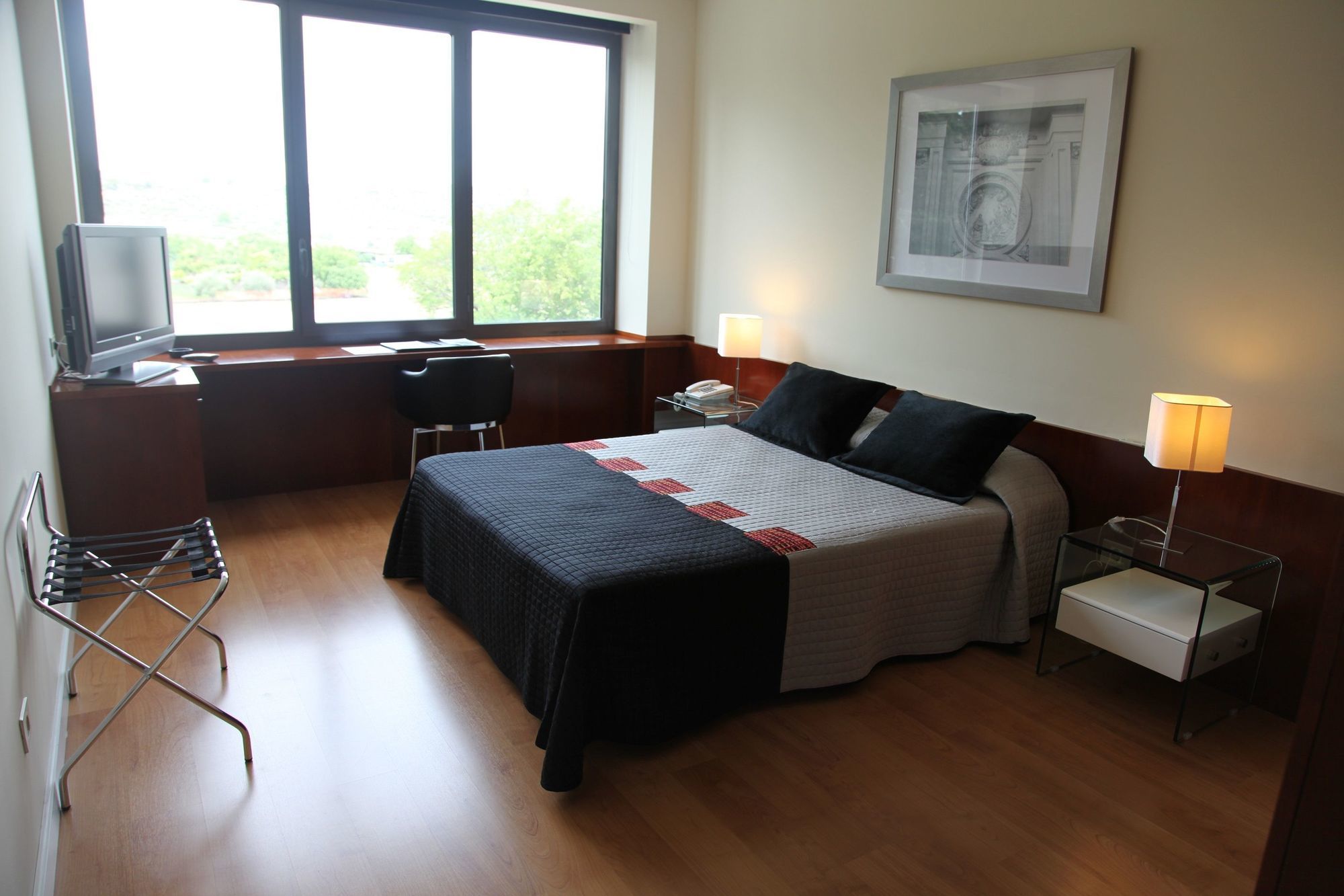 Santa Beatriz De Silva Hotel Менхибар Екстериор снимка