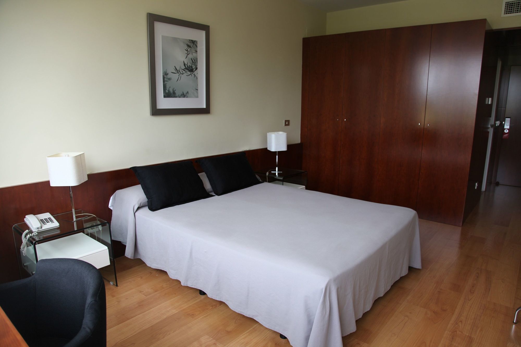Santa Beatriz De Silva Hotel Менхибар Екстериор снимка